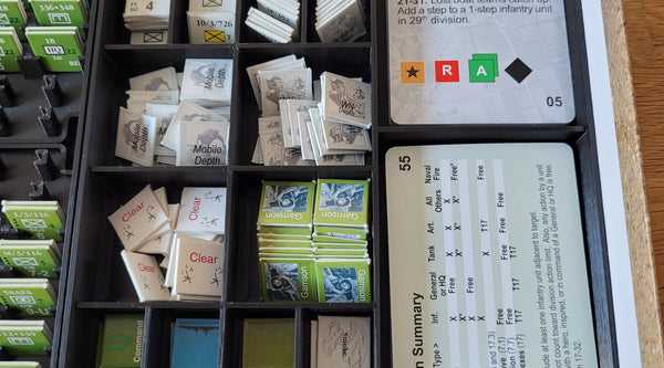 Compartiments pour les jetons et cartes de D-Day at Omaha Beach